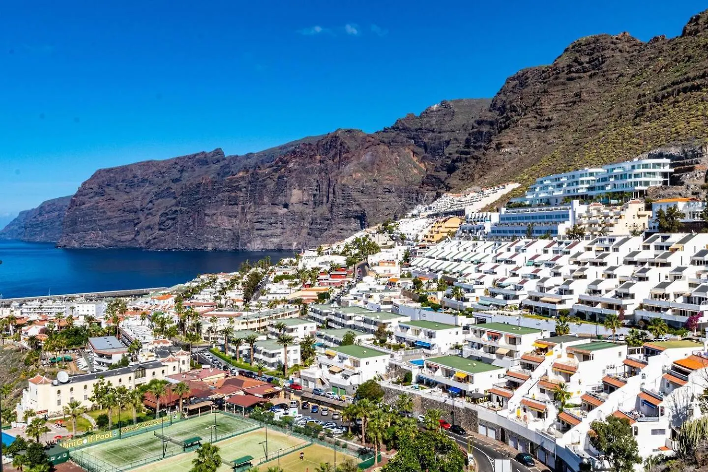 3B Ocean And Mountain View By Dream Homes Tenerife Puerto de Santiago  Apartment